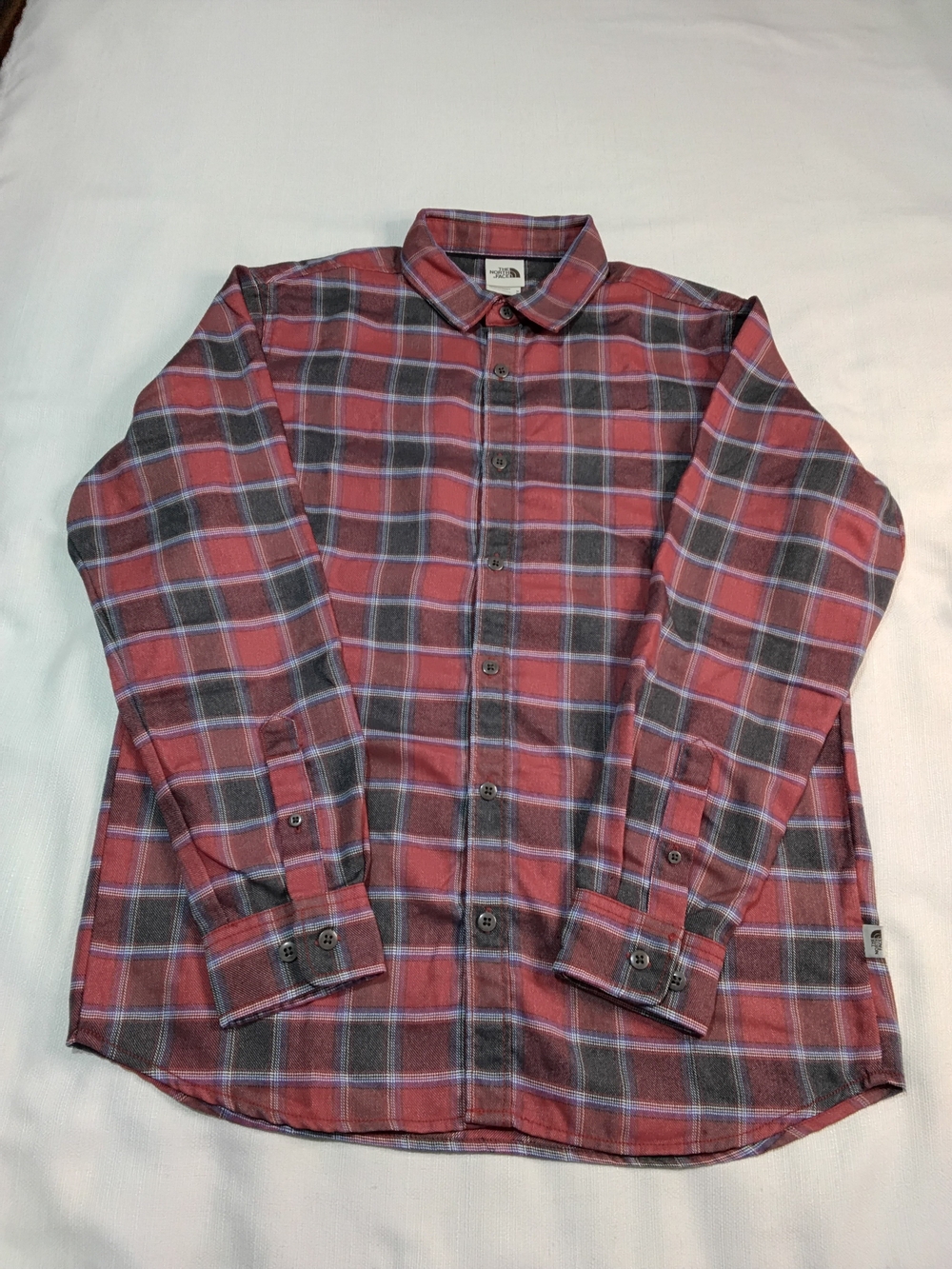 The North Face Men's Red and Gray Plaid Long-Sleeve Button-Down Shirt Sz M.